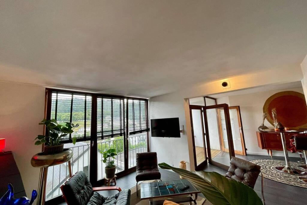 A Bouillon, Appartement Vintage Vue Sur Le Chateau Exterior photo